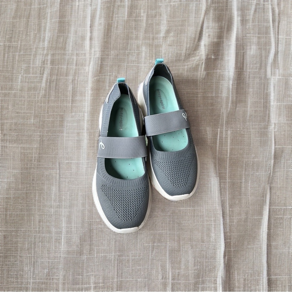 Very comfortable slip on